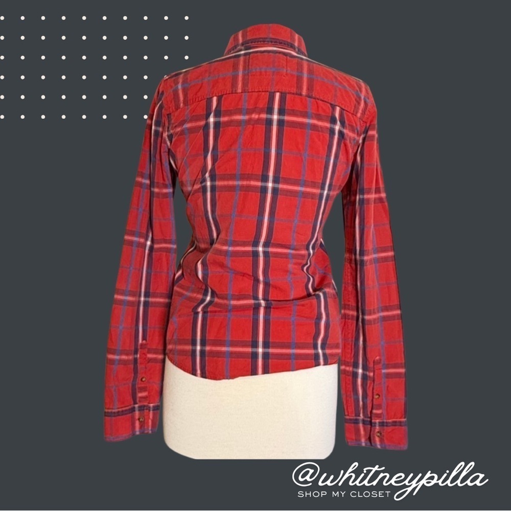 3/$20 Abercrombie & Fitch Red Plaid Button Down Shirt Women’s Medium 100% Cotton - Picture 9 of 9